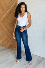 Load image into Gallery viewer, Judy Blue Mavis High Rise Side Seam Detail Flare Jeans
