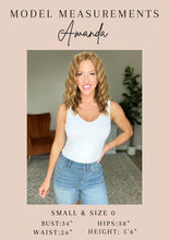 Load image into Gallery viewer, Judy Blue Lisa High Rise Control Top Wide Leg Crop Jeans in Red
