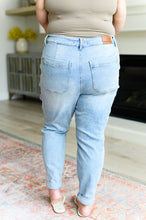 Load image into Gallery viewer, Judy Blue Cooper High Rise Vintage Denim Jogger
