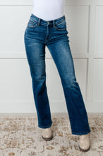 Load image into Gallery viewer, Judy Blue Hannah Mid Rise Thermal Bootcut Jeans
