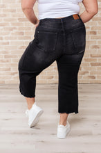 Load image into Gallery viewer, Judy Blue Ryan High Rise Button Fly Wide Leg Crop Jeans
