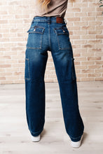 Load image into Gallery viewer, Judy Blue Leila High Rise Cargo Straight Jeans
