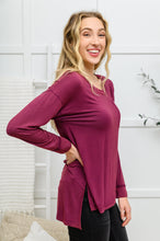 Load image into Gallery viewer, Long Sleeve Knit Top With Pocket In Burgundy
