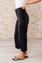 Load image into Gallery viewer, Judy Blue Ryan High Rise Button Fly Wide Leg Crop Jeans
