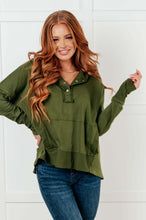 Load image into Gallery viewer, Simple Snug Snap Hooded Pullover
