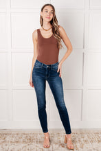 Load image into Gallery viewer, Judy Blue Skylar Mid Rise Thermal Vintage Skinny Jean
