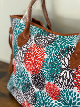 Load image into Gallery viewer, The Oversized Carryall Bag - Teal White Dahlia
